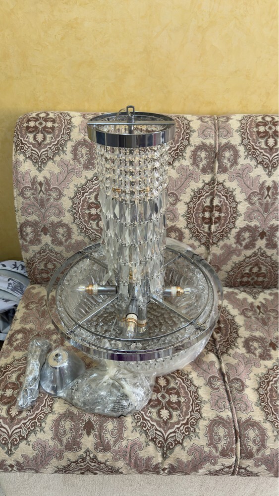 ثريا جديده بكل اغراضها - 2