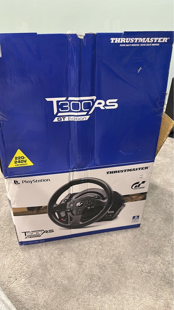 PS5 steering wheel+pedals+gear - 1