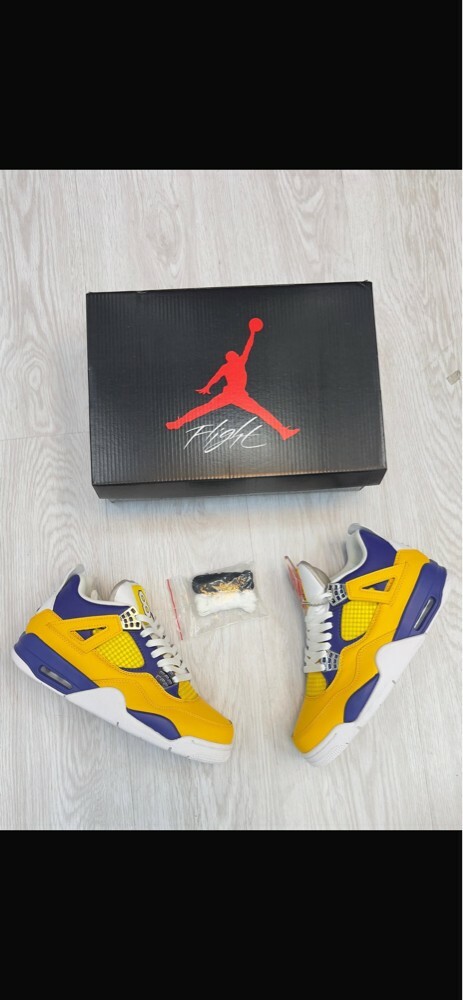 Jordan 4 - 4
