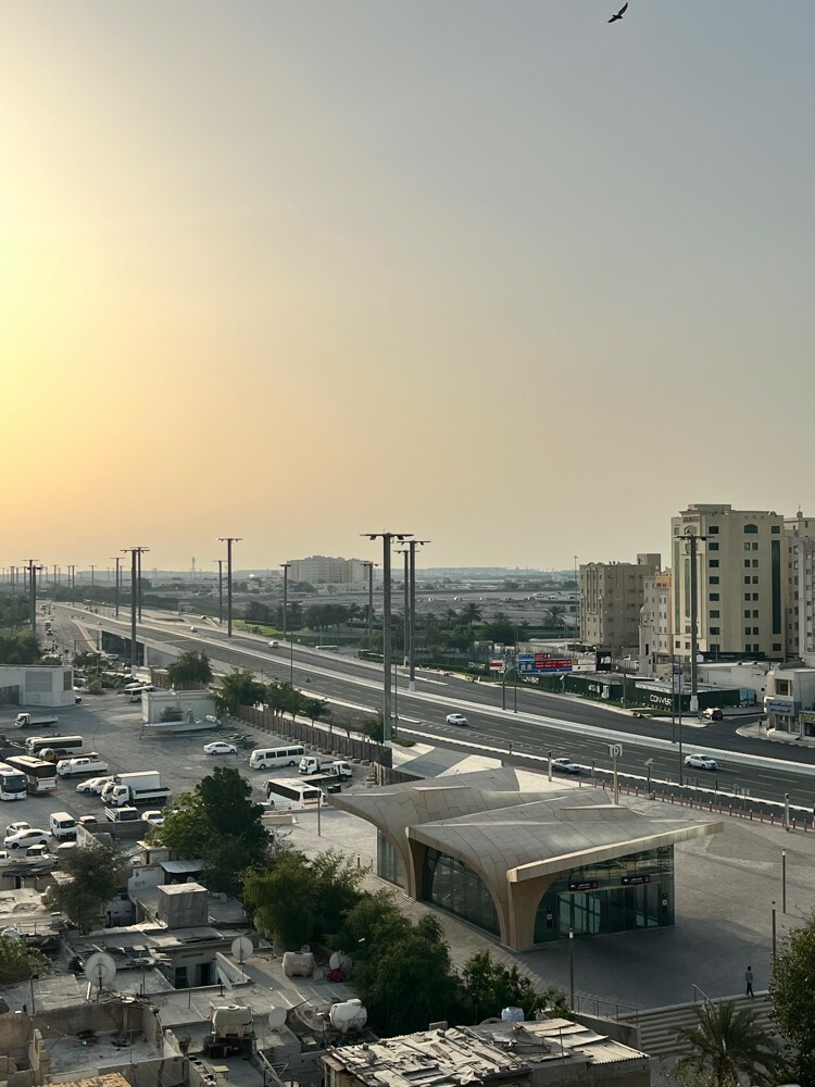 شقق مساحات واسعة . - 4