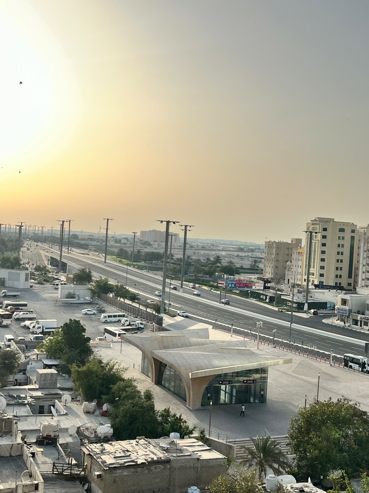 شقق مساحات واسعة . - 3