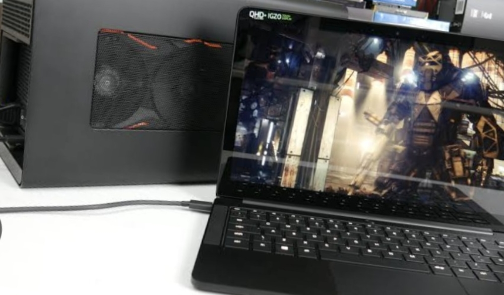 Razer Core X Thunderbolt EGPU - 3