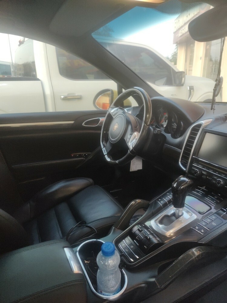 Porsche cayenne S - 4