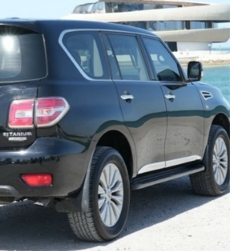 patrol titanium 2017 low mileage  - 1