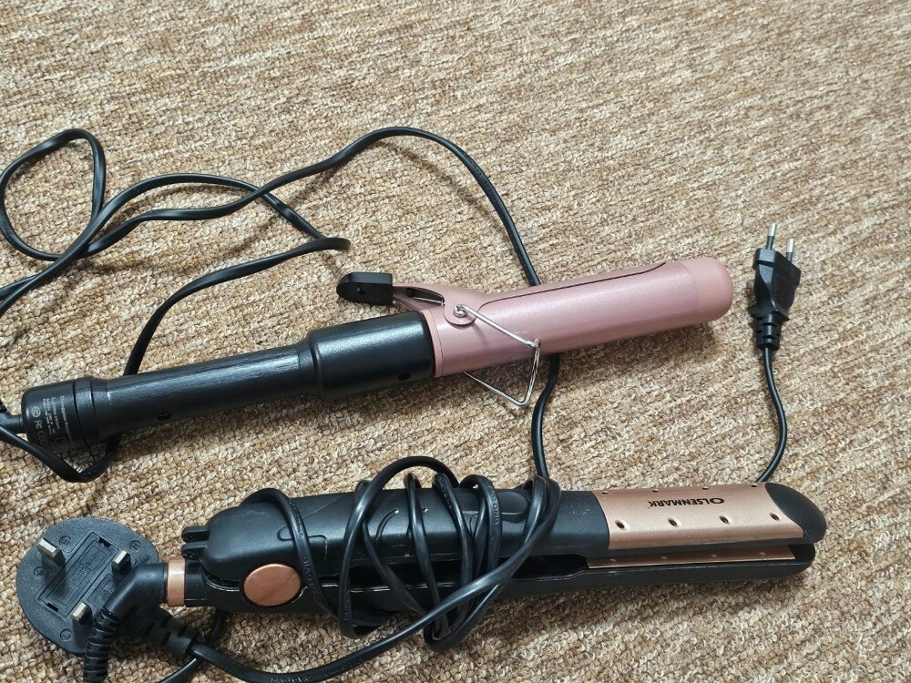 Hair curling iron. - 2