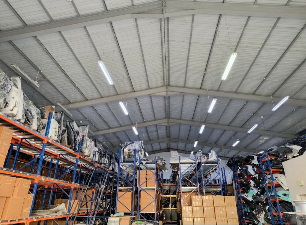 SPARE PARTS FOR SELL EUROPE CAR - 1
