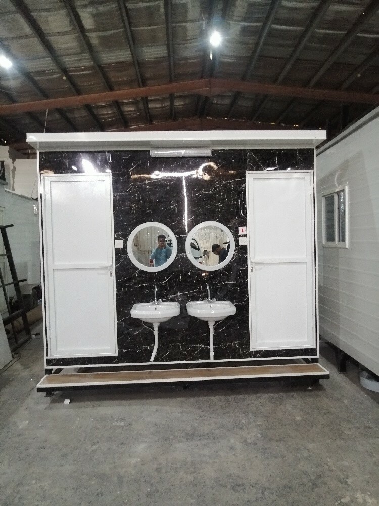 Toilet 1.50/3 - 2