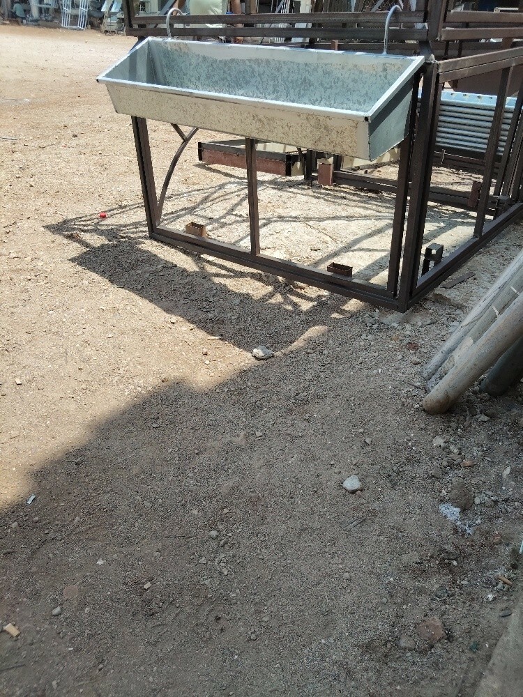 allak hanger stand tank - 2