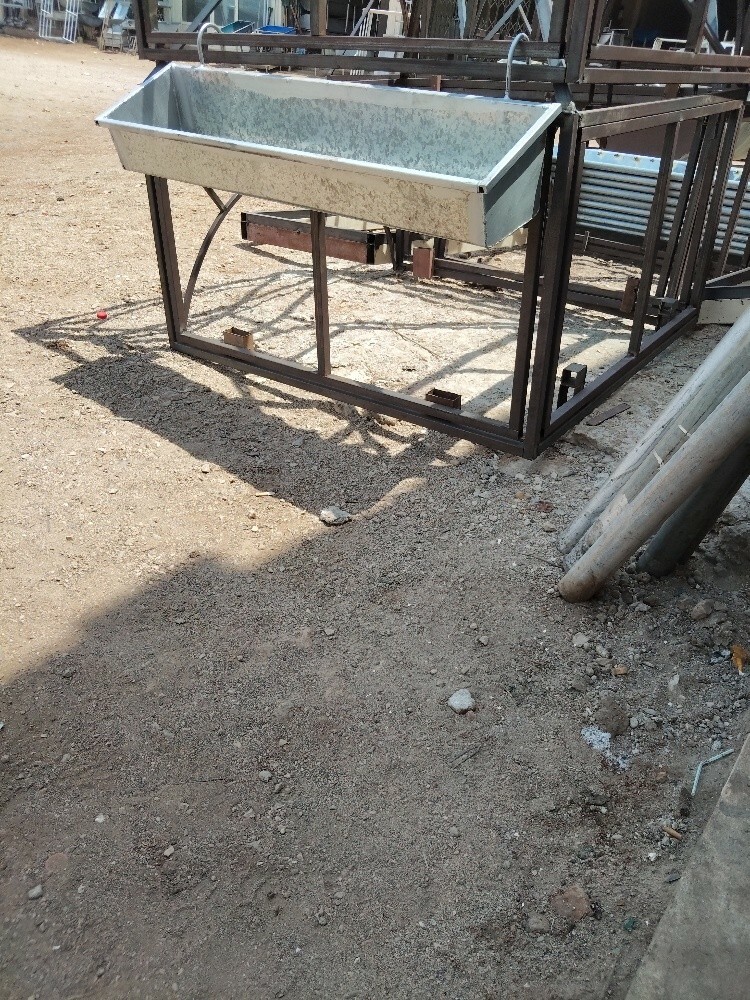 allak hanger stand tank - 3