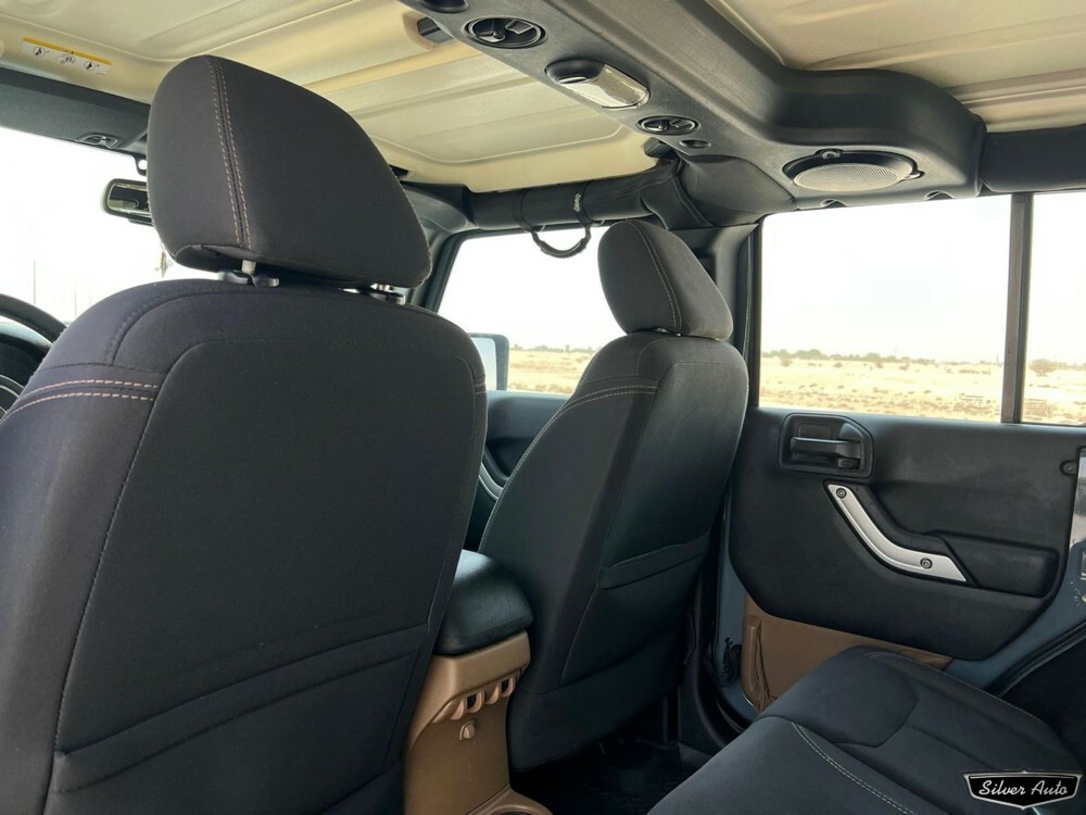 Jeep Wrangler Sahara 2014 - 8