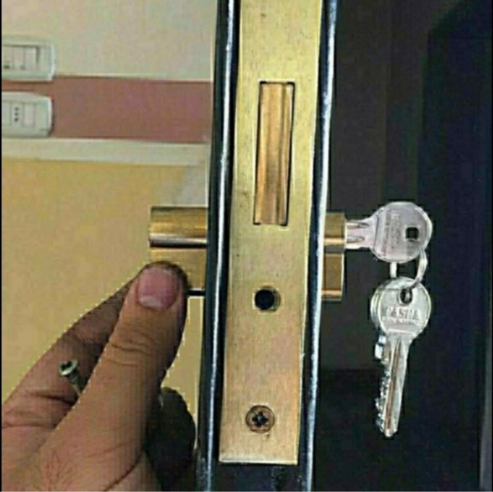 Installation and repair of doors - 1