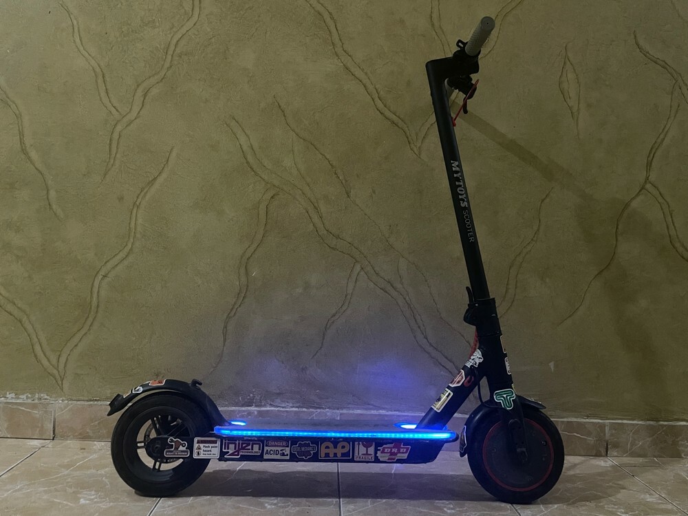  electric scooter  - 1
