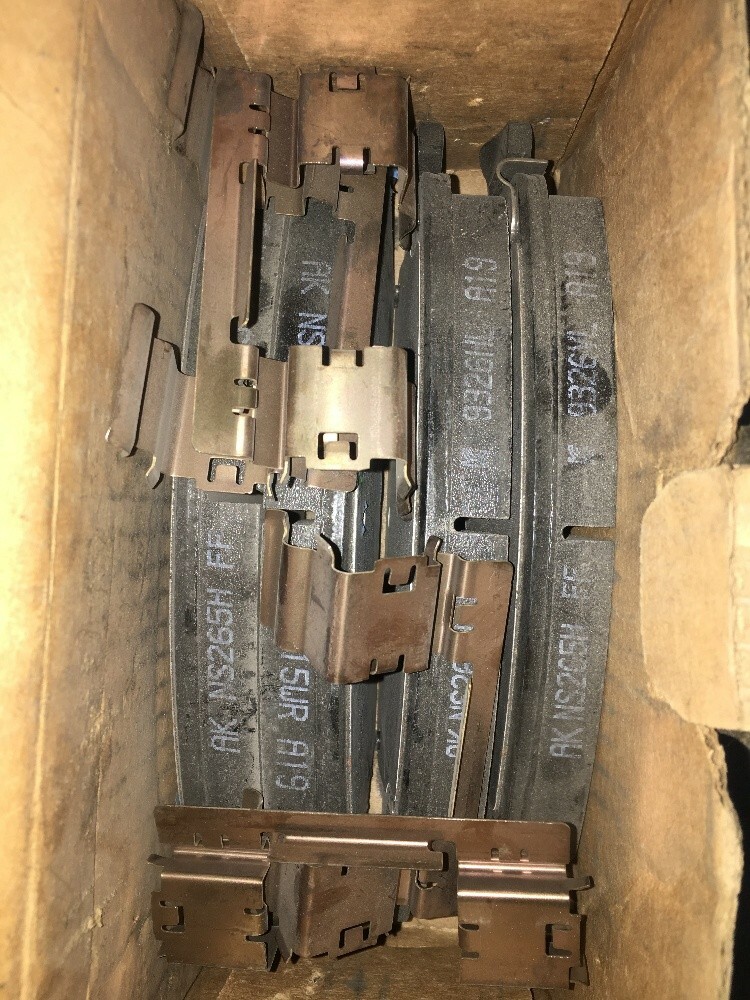 Tahoe brake pads - 6