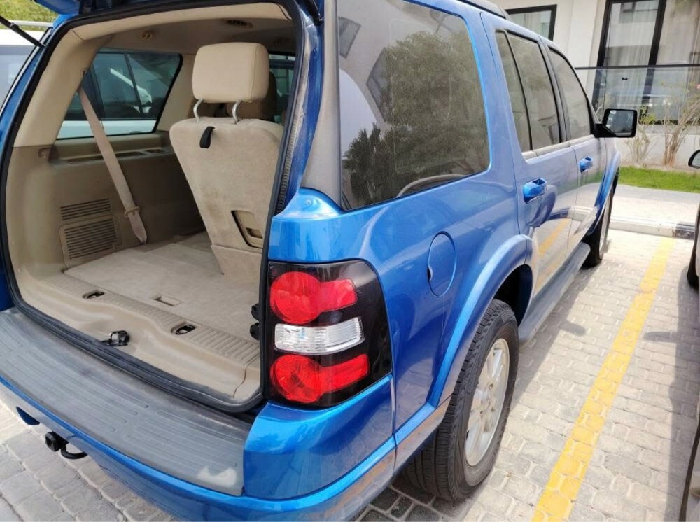 Ford explorer 2010 - 1