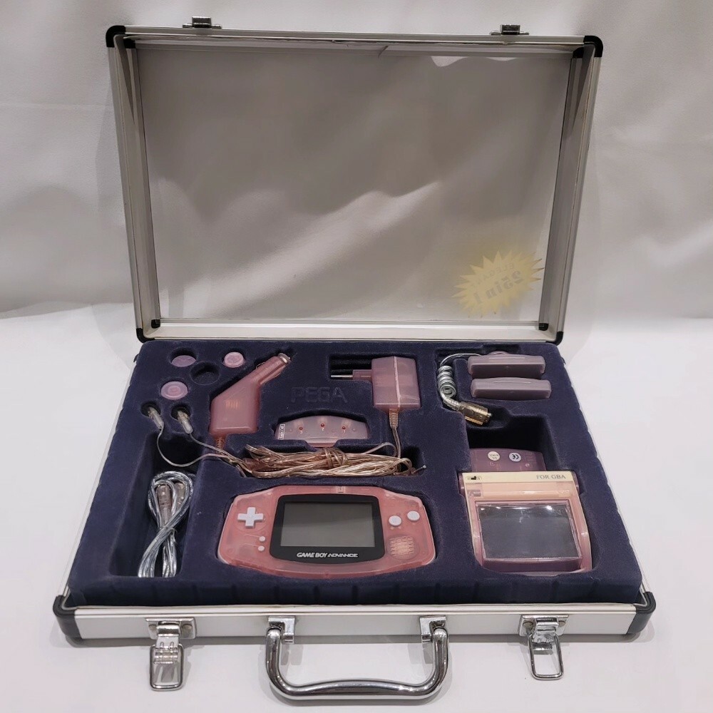 GameBoy Advance + Bag Accessories - 2