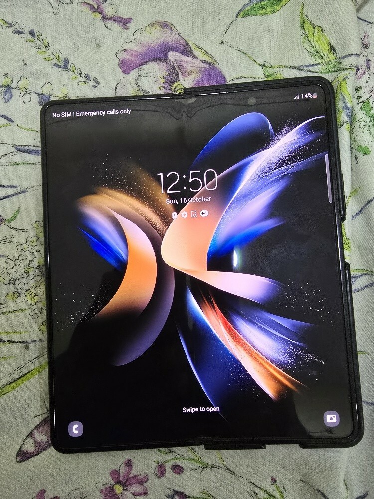 Samsung fold 4 512 only mobile - 3