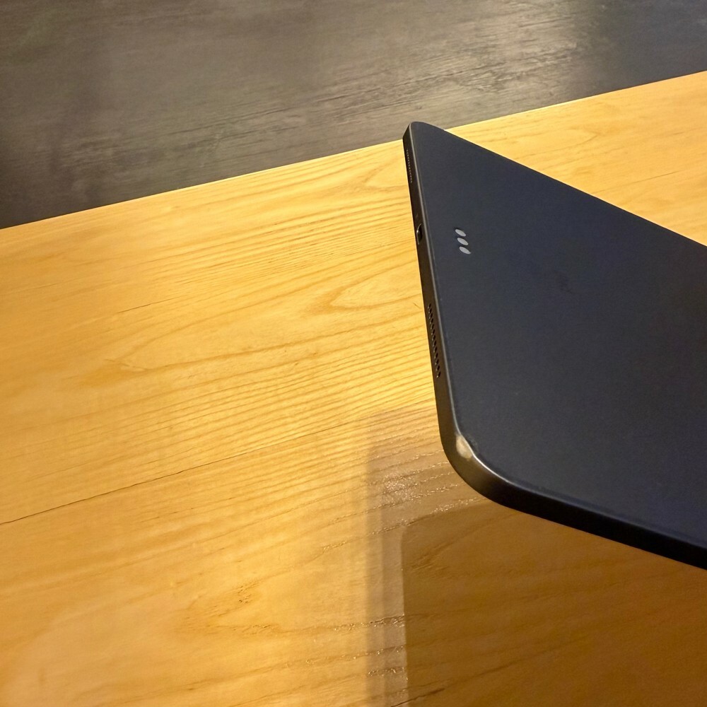 iPad Pro 11” - 120 Hertz   - 3