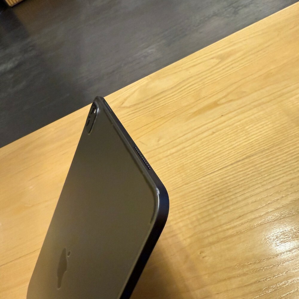 iPad Pro 11” - 120 Hertz   - 4