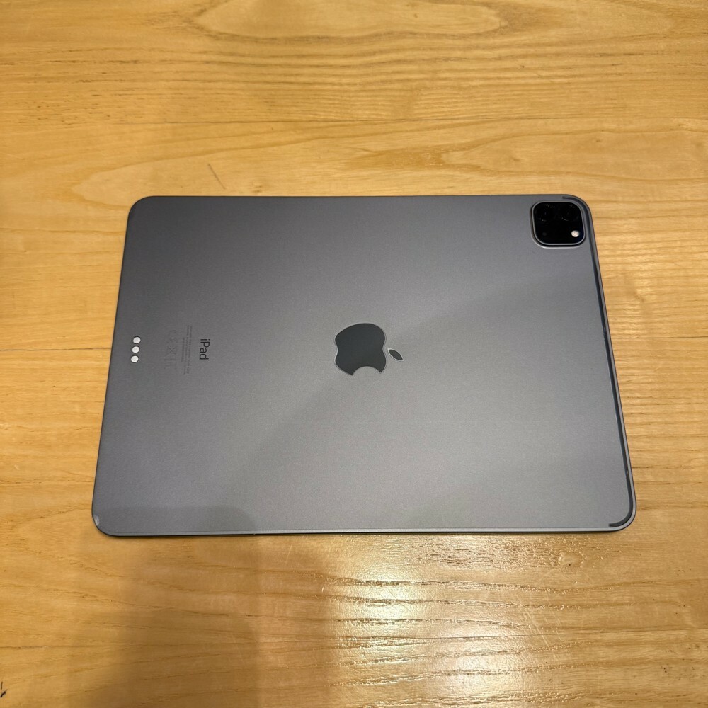 iPad Pro 11” - 120 Hertz   - 7