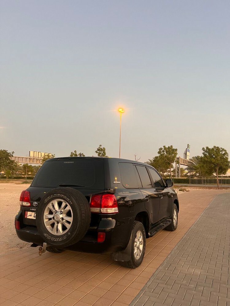 Toyota Land Cruiser  - 9