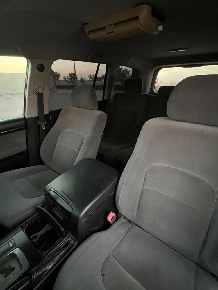 Toyota Land Cruiser  - 8