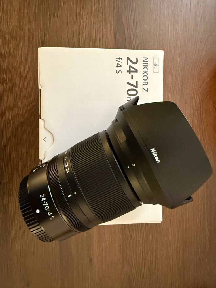 Nikon Z 24-70mm F4 - 1