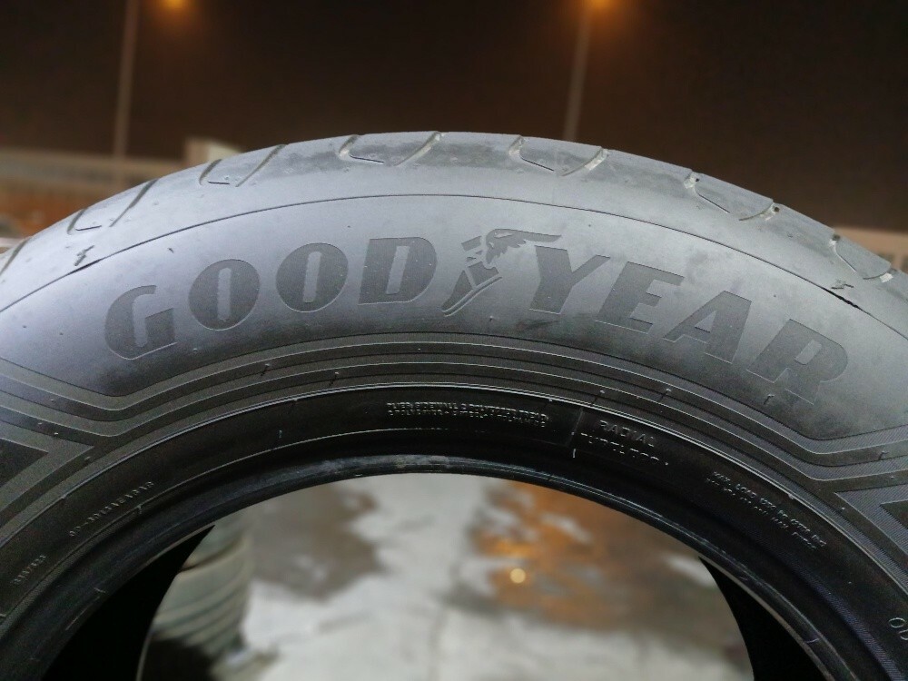 285/60/R18.Goodyear Brand - 3