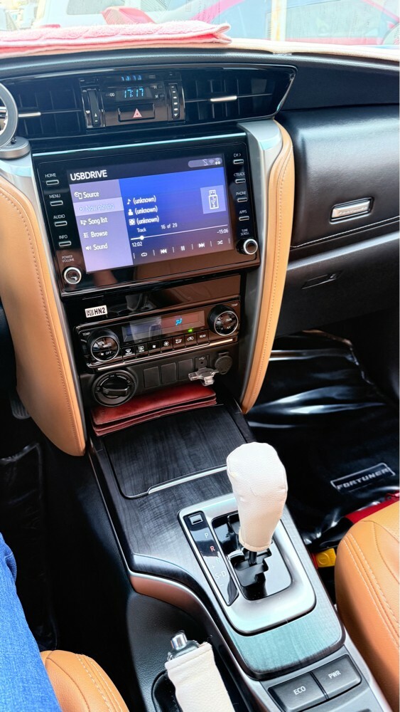 Toyota Fortuner 2022 model - 10