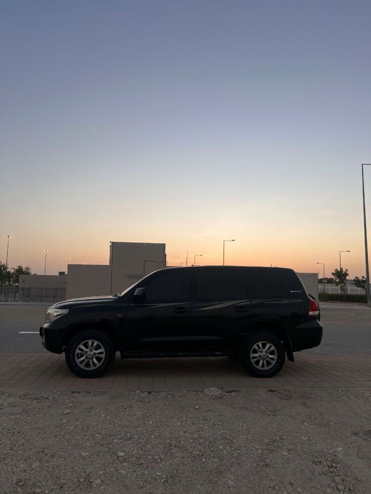 Toyota Land Cruiser  - 11