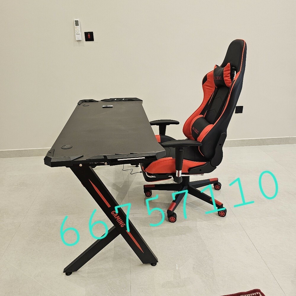 Gaming chair and Table. - 1