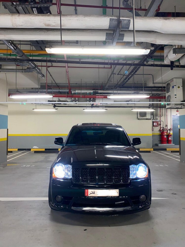 SRT8 6.1 L - 5