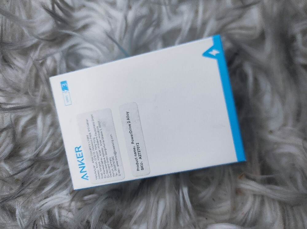 Anker mobile phone charger gift - 4