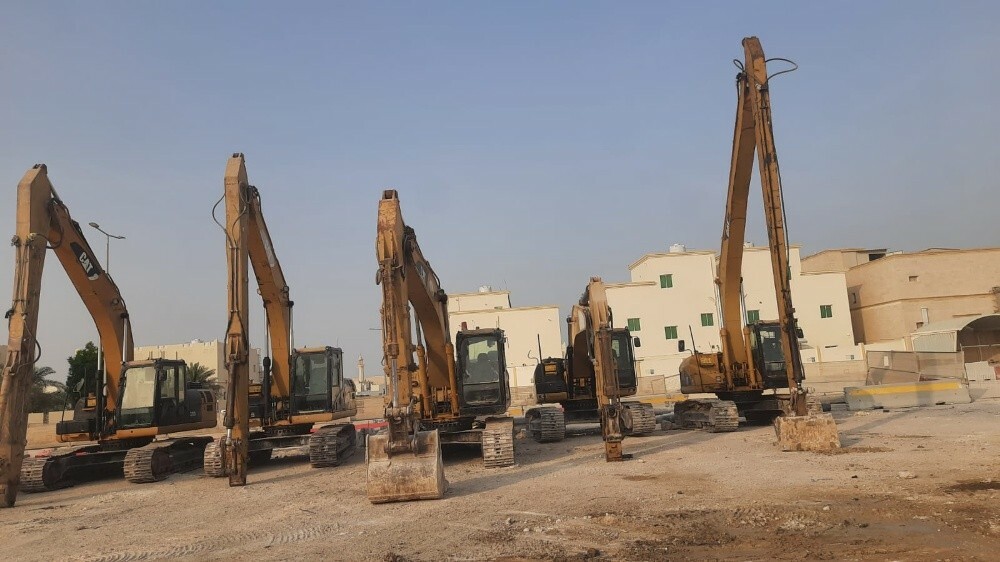 Excavators for rent - 3