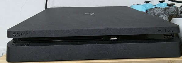 PS4 Slim 1TB BUNDLE - 5