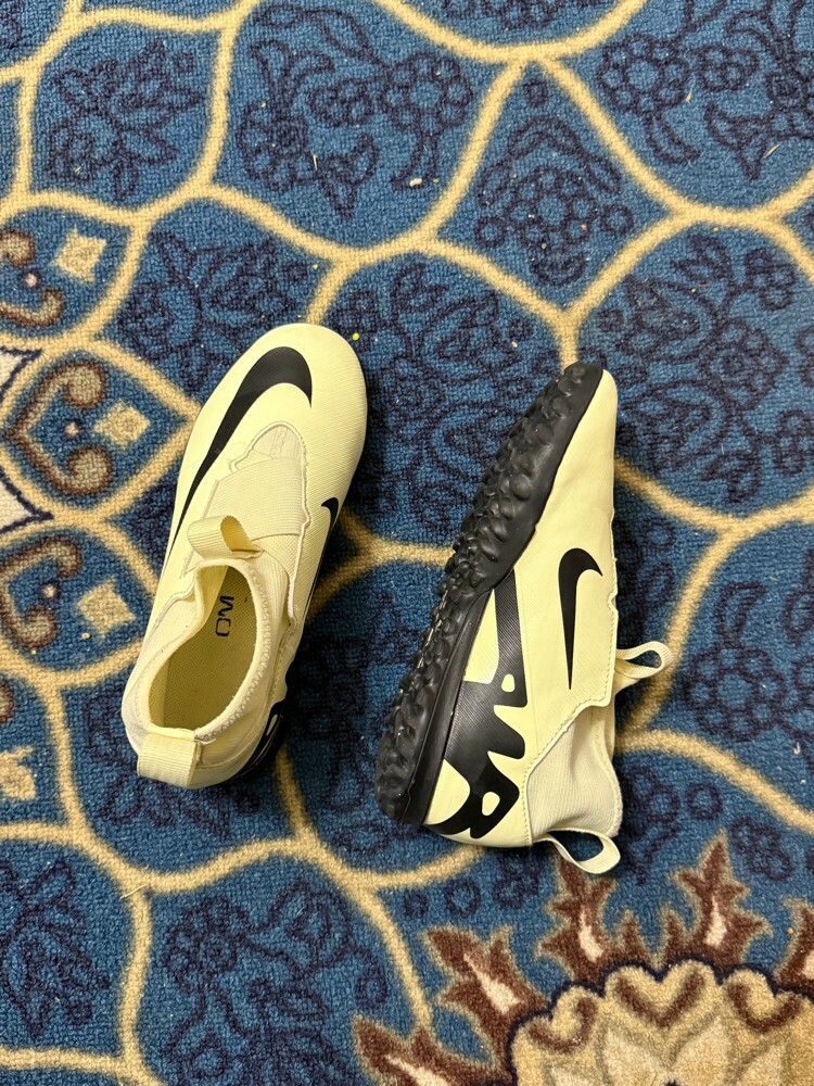 Sports shoes for sale - 1