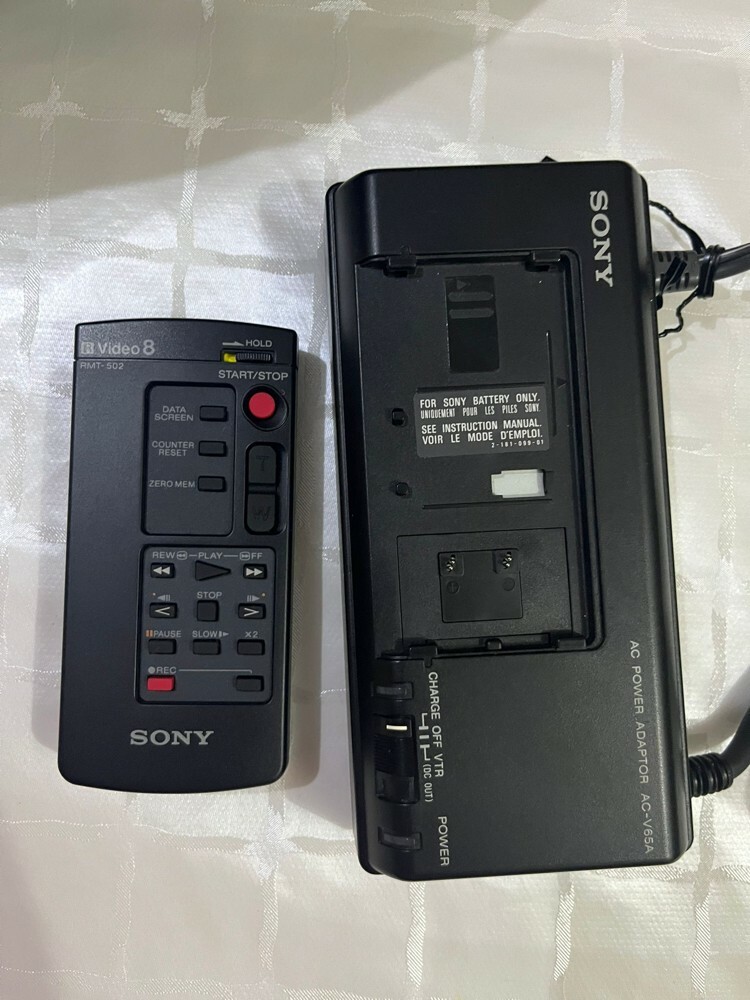‏Sony CCD-F501 Vintage Handycam - 5