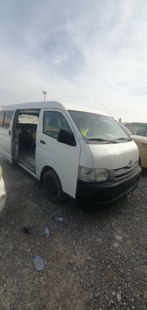 bus Toyota - 4