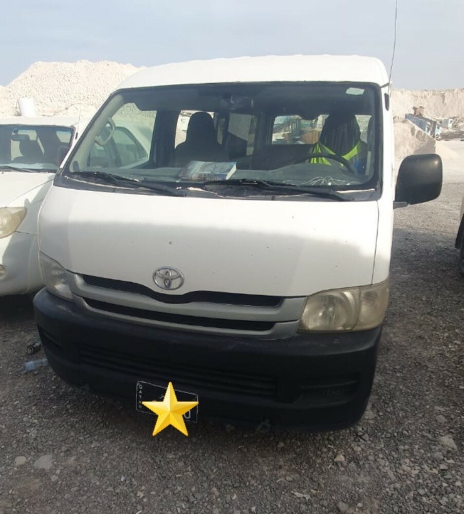 bus Toyota - 2
