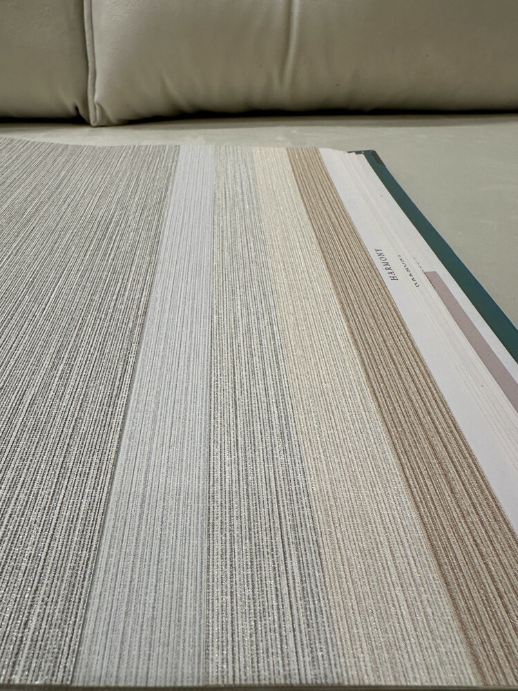 Parquet, stair carpets, wallpaper - 20