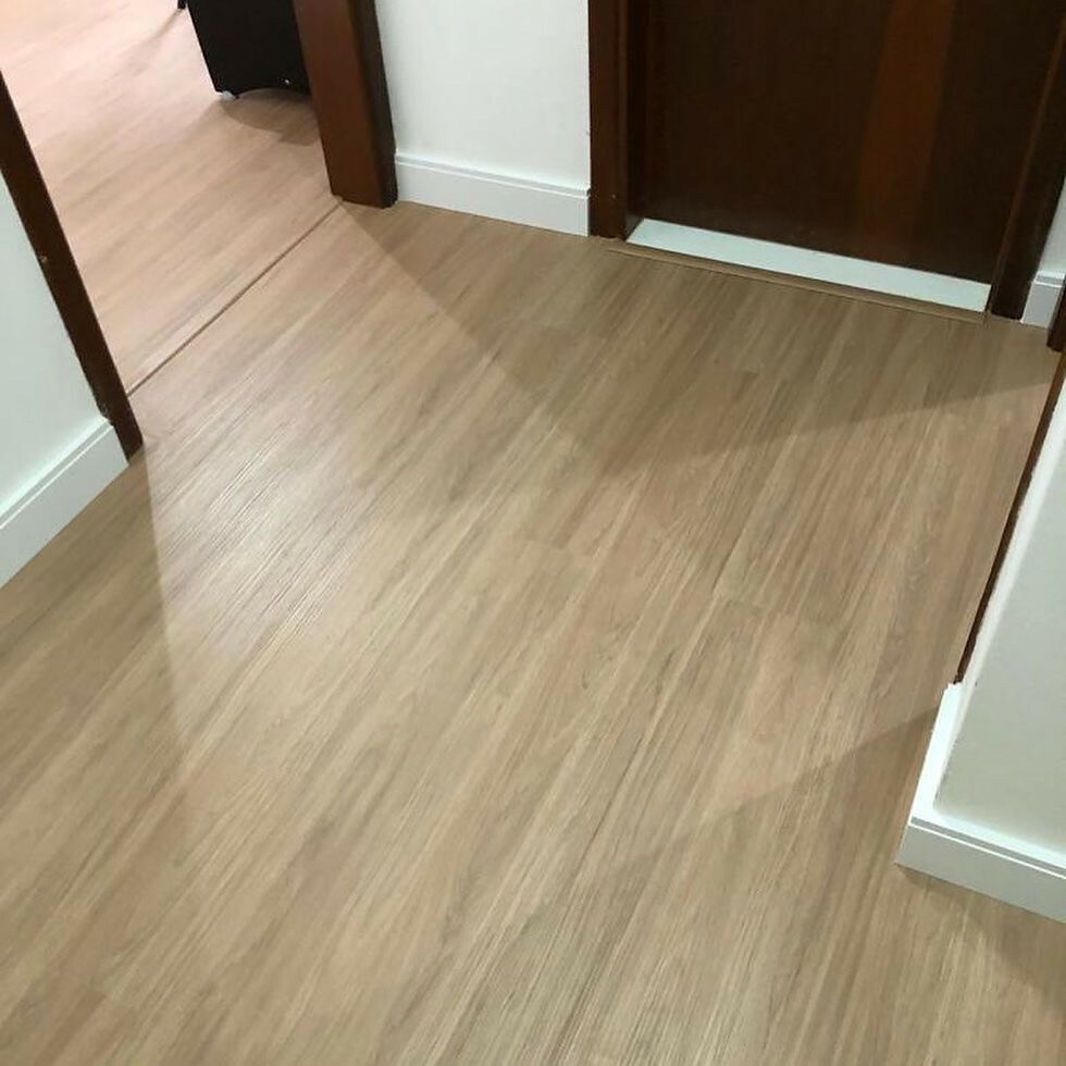 Parquet, stair carpets, wallpaper - 7