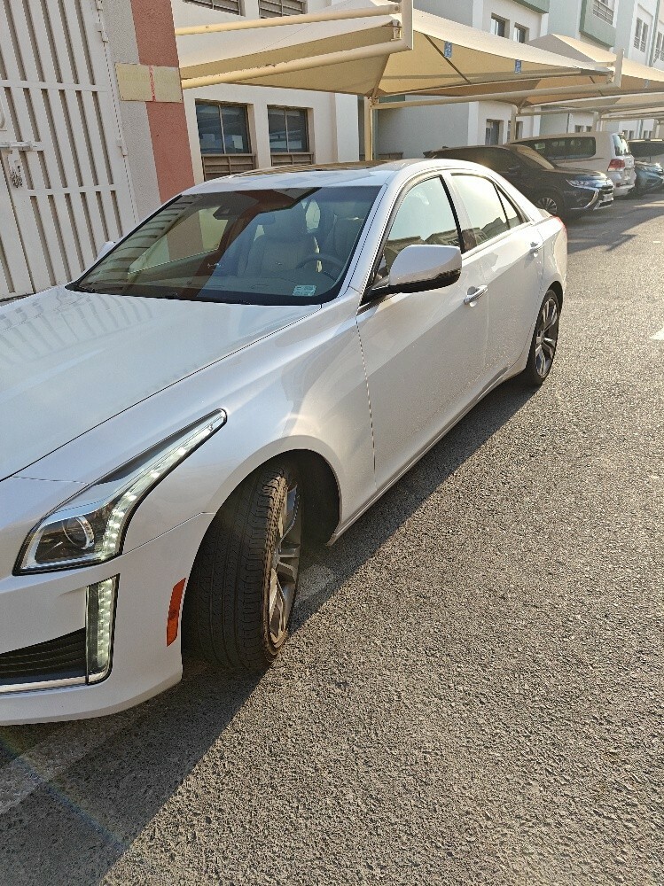CADILLAC CTS Luxury 2.0 TURBO RWD - 3