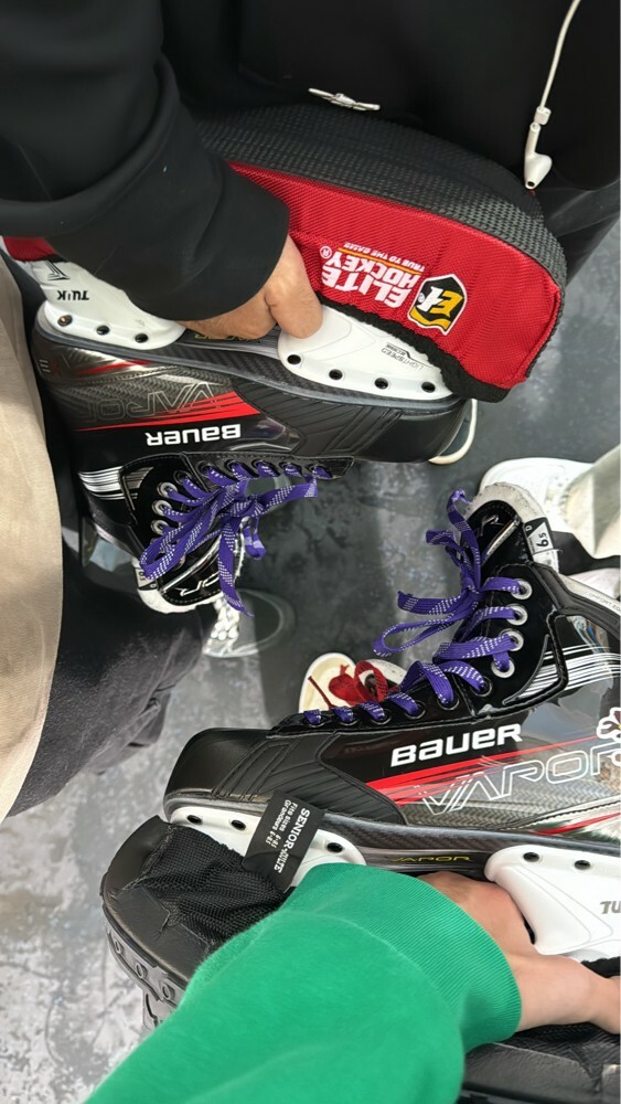 Bauer ice skates  - 2