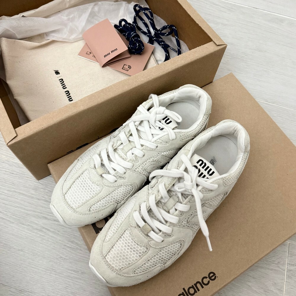 MIU MIU x New Balance - 2