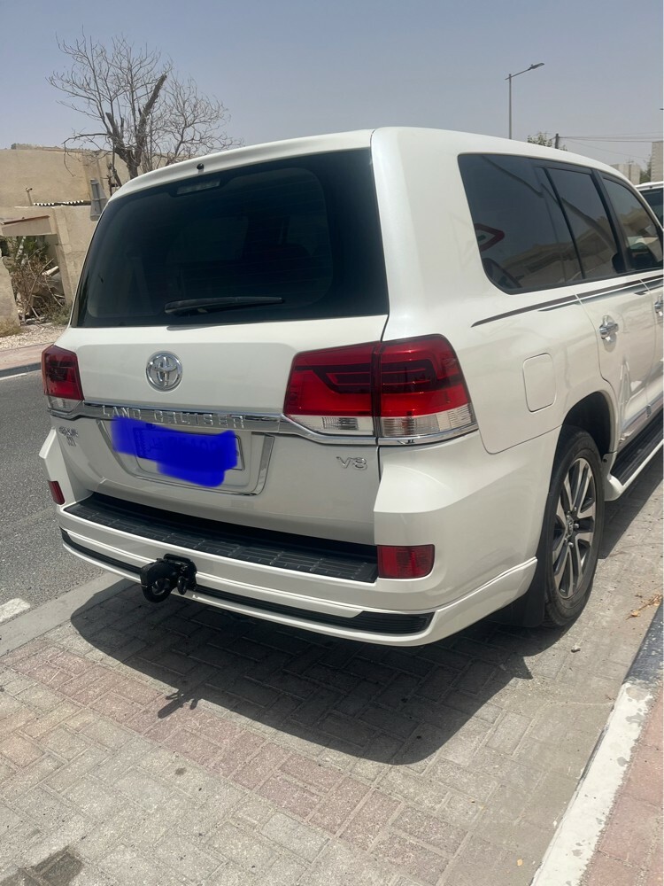 24 hours car with driver services - 9