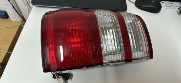 land cruiser tail light - 2