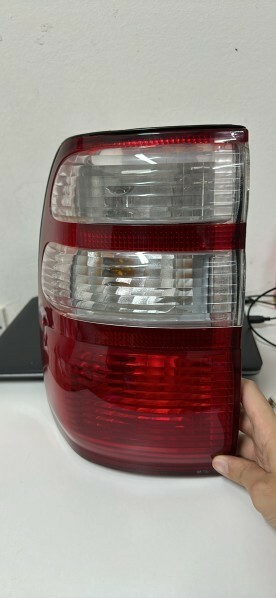 land cruiser tail light - 1