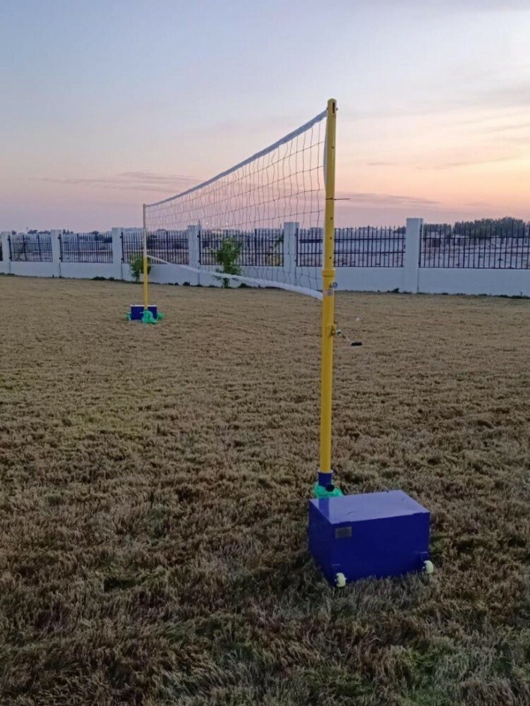 volleyball stand and net - 2