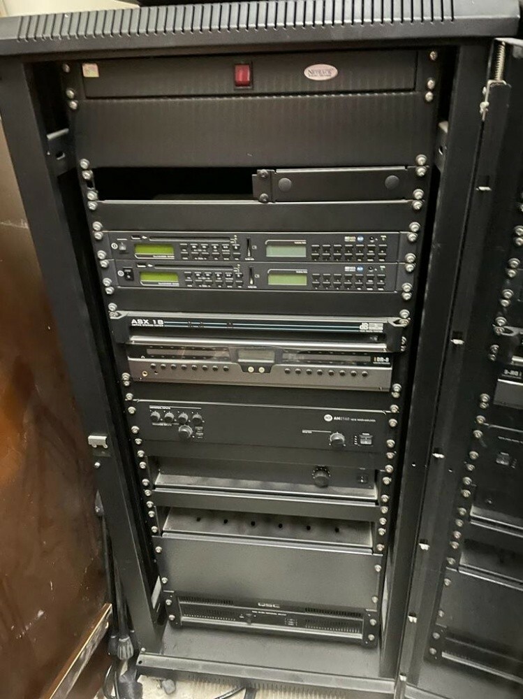 راك نظيف جدا للتواصل 50297676 /55 - 1