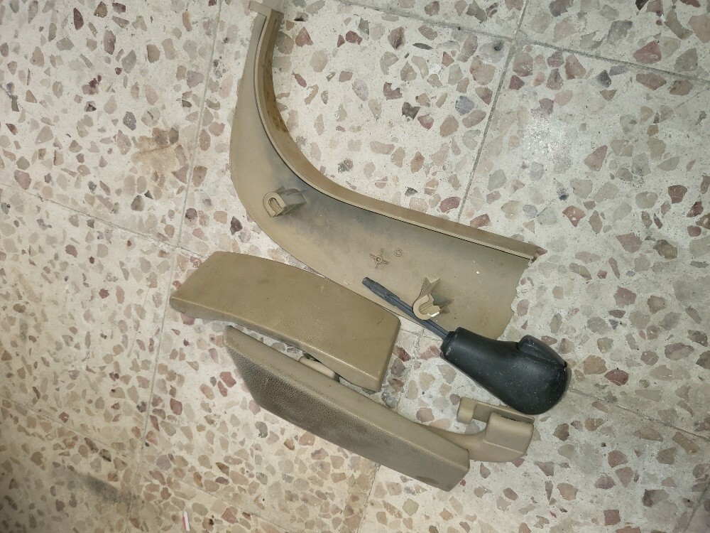 للبيع قطع غيار بي بي أم دبليو - 10