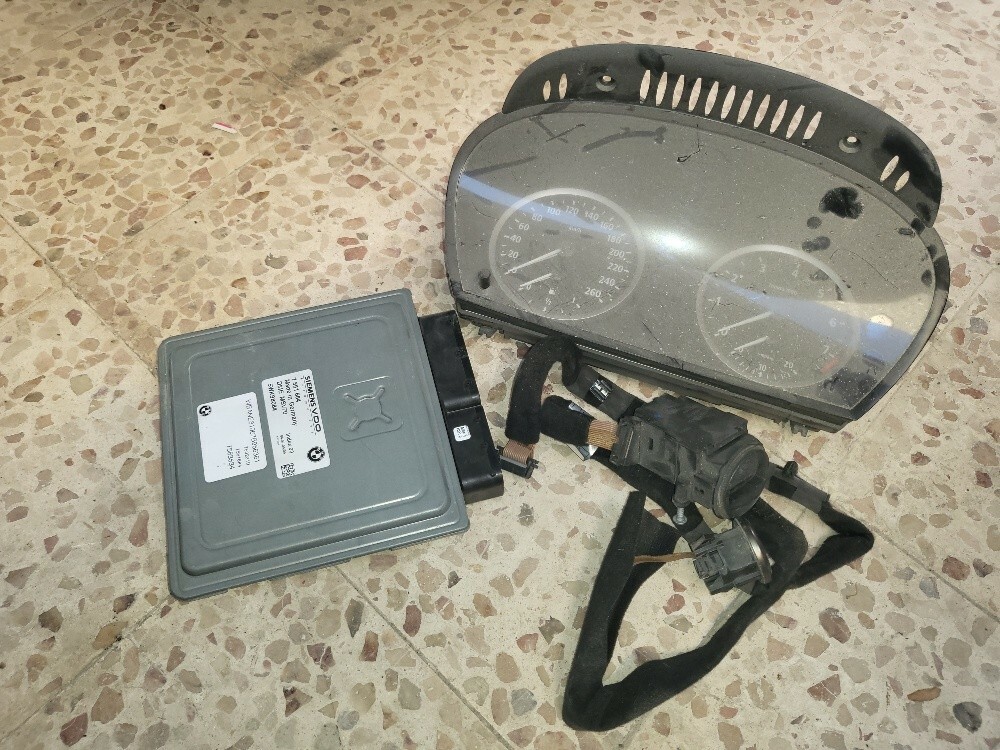 للبيع قطع غيار بي بي أم دبليو - 1